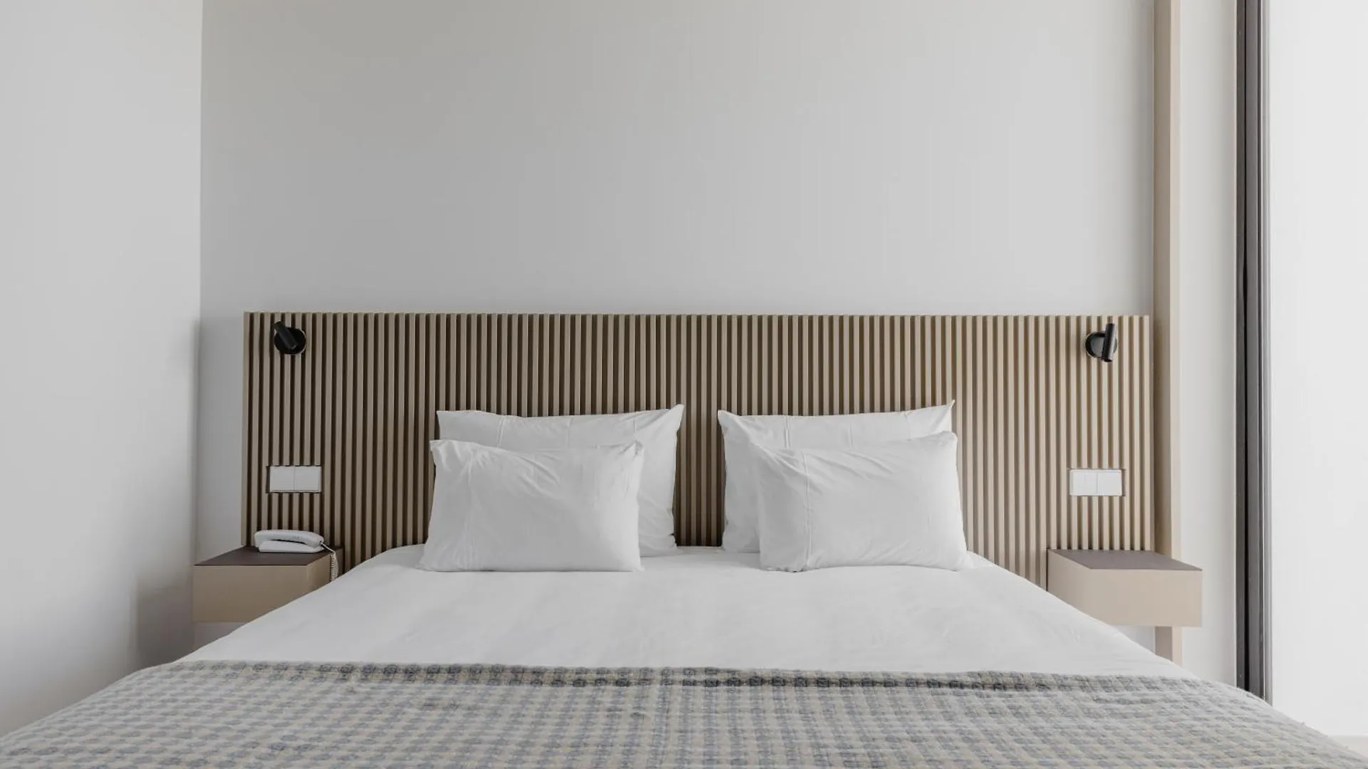 Memmo Baleeira - Design Hotels Sagres