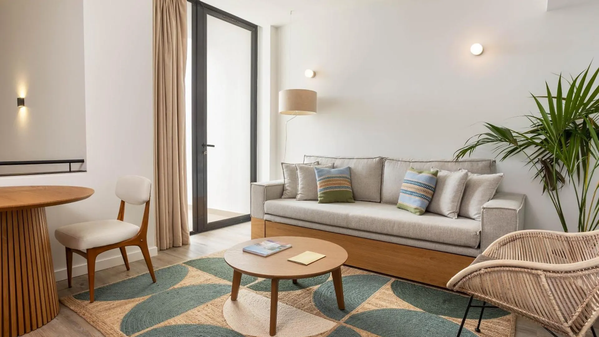 Memmo Baleeira - Design Hotels Sagres 4*,